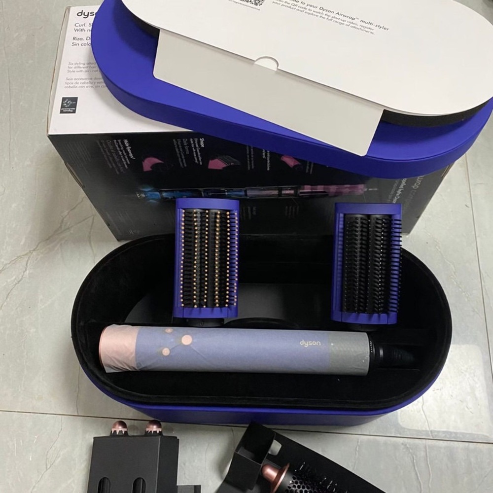 Dyson Airwrap complete long vinca blue rose - Picture 2 of 6